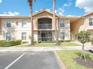 8275 Ibis Club Dr APT 710, Naples, FL 34104