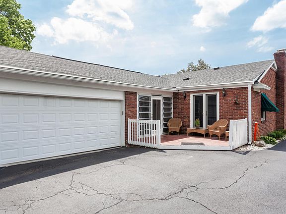 3rd image of 1603 Sutherland Dr