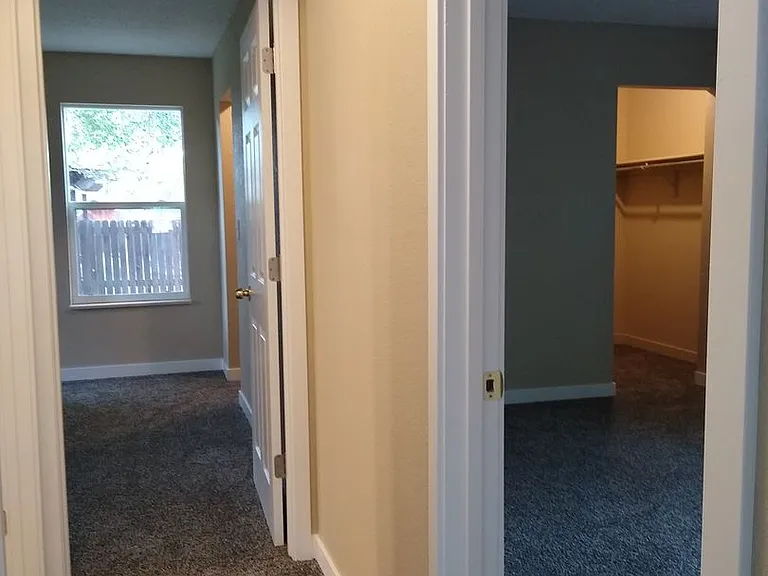 470 S Fenton St — Photo 77