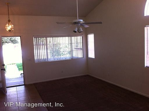 5th image of 15587 Amber Pointe Dr