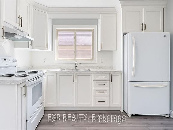 4th image of 20 Marmora St