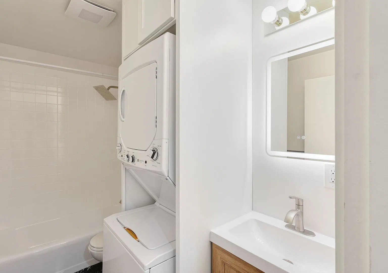 Barrett Apartments — Photo 3