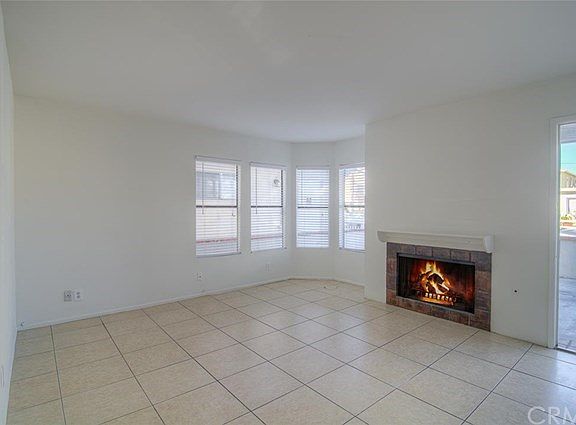 4th image of 212 29th St