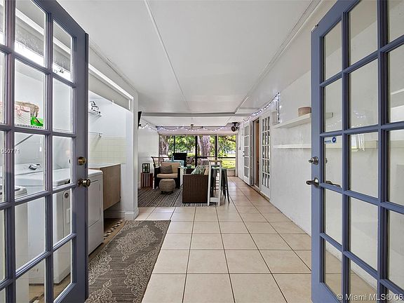 5th image of 8613 Bridle Path Ct #228