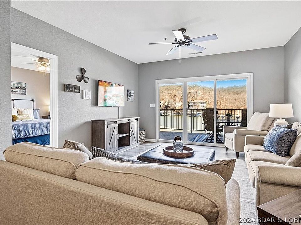 1st image of 138 Oak Harbor Dr #2A