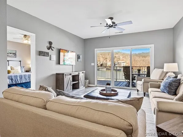 138 Oak Harbor Dr #2A, Camdenton, MO 65020