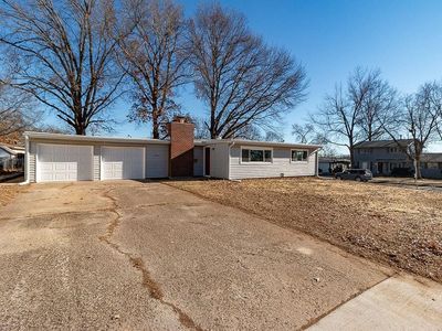 2566 Ridge Ct, Lawrence, KS, 66046