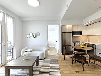74 West Street, #7