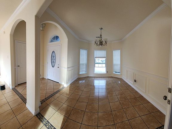 4th image of 1201 Beacon Hill Dr