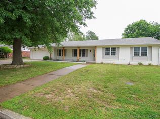 1506 N Choctaw Ave, Claremore, OK 74017