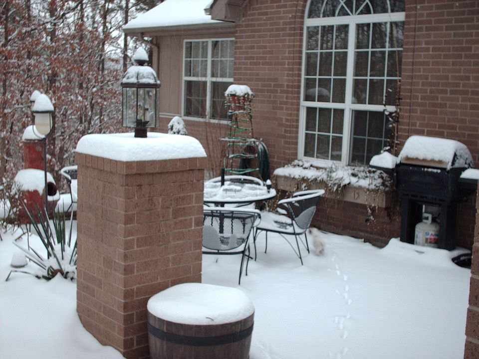 2nd image of 4 Thornbury Ln