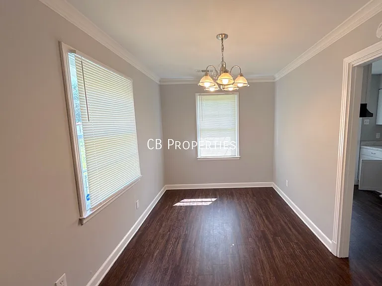 1190 Inman Cv — Photo 8