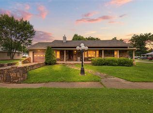 321 E Chestnut St, Rich Hill, MO 64779