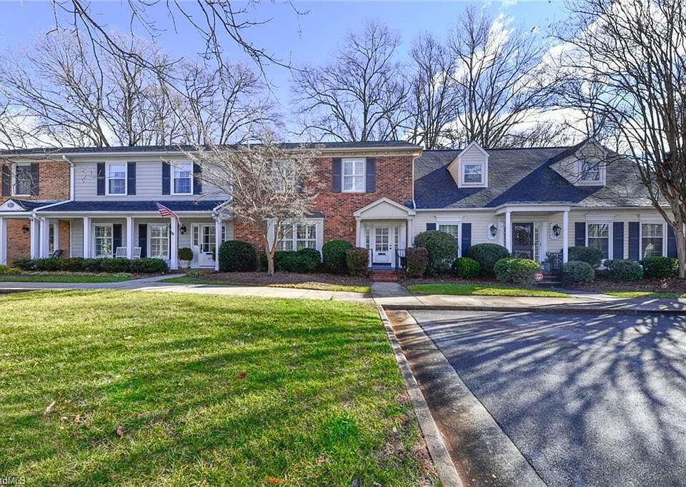 1st image of 37D Fountain Manor Dr