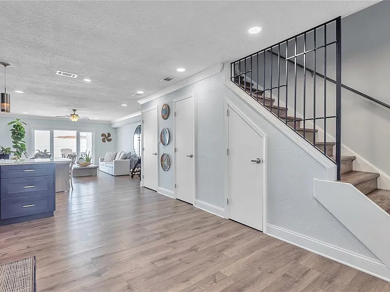 5172 Coquina Key Dr SE — Photo 2