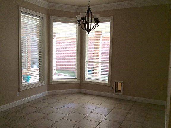 3rd image of 110 Waimea Dr