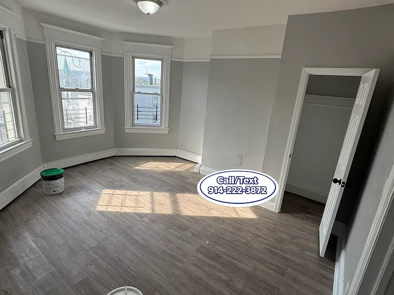 12 Riverview Pl #3L — Photo 8