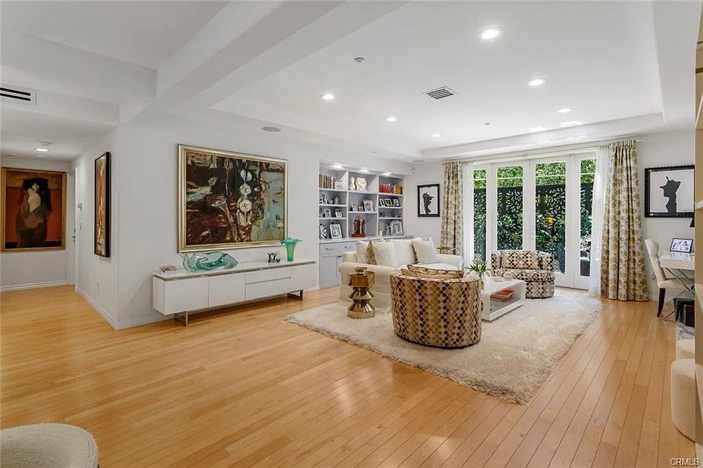 2 bed, 2.5 bath, 1485 sqft, $6,500 — Photo 1