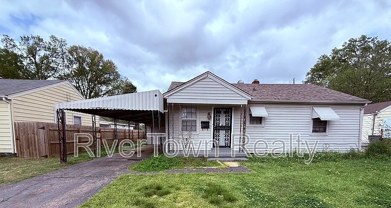 Building Photo - 4406 Ferndale Rd