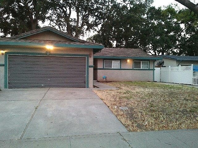 1st image of 732 Highmoor Ave