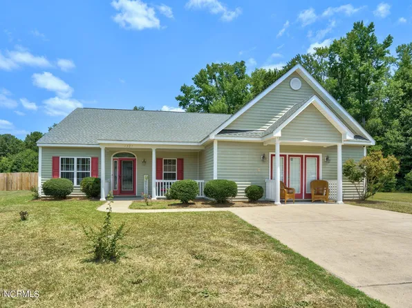 1307 Echo Lake Lane, Rocky Mount, NC 27803
