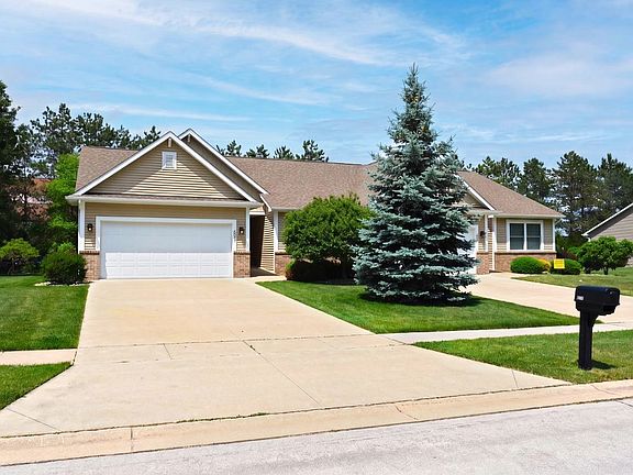 2nd image of 6029 Summerset Ct