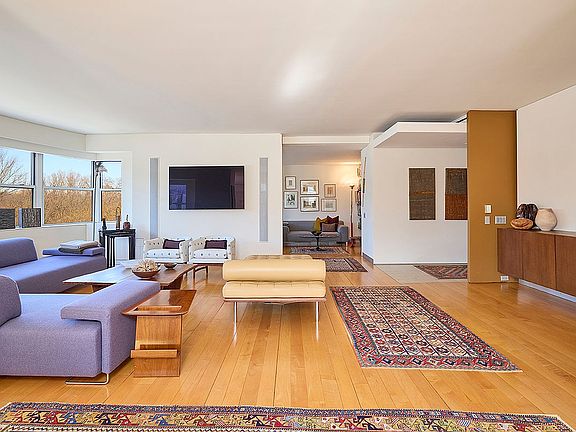 2nd image of 900 5th Ave APT 6A