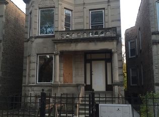 3229 W Lexington St APT 1, Chicago, IL 60624