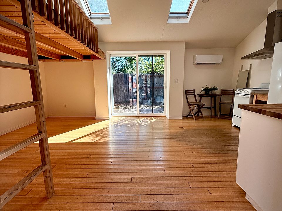 1st image of 1804-1806 Beaver St #1