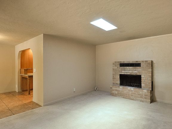 2nd image of 2528 N Stewart Ave