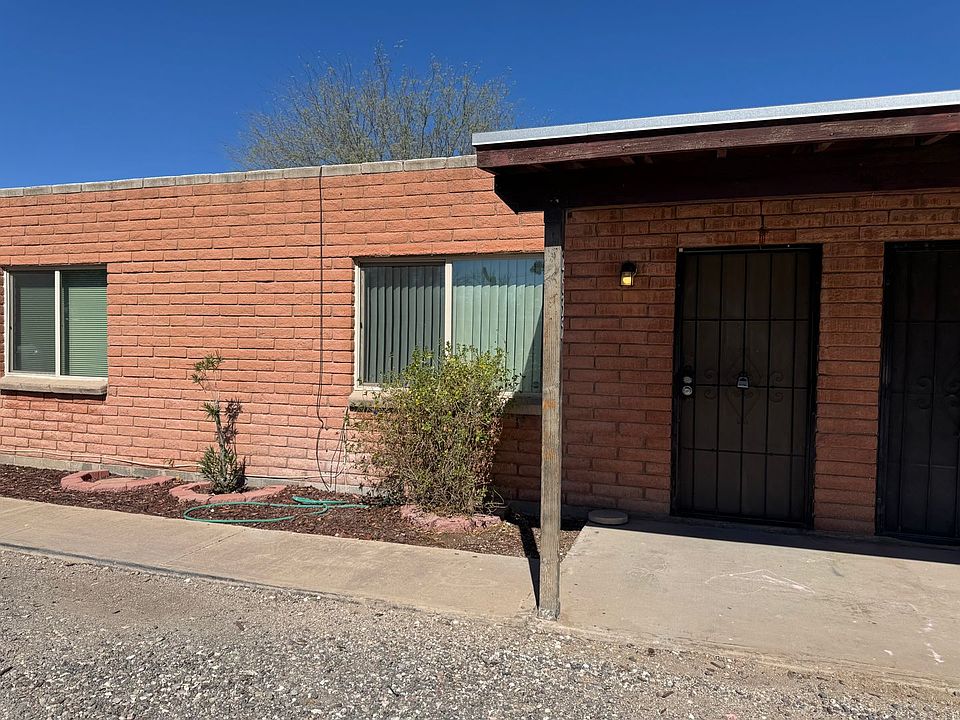 1st image of 2635 N Dodge Blvd