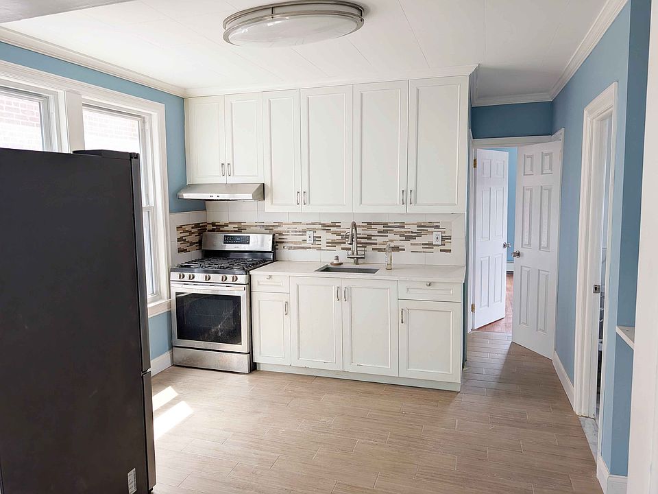 1st image of 86-14 139th St #1