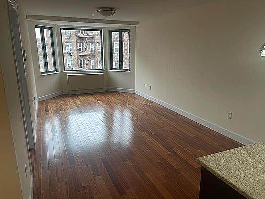 1st image of 83-30 Kew Gardens Rd #3DV