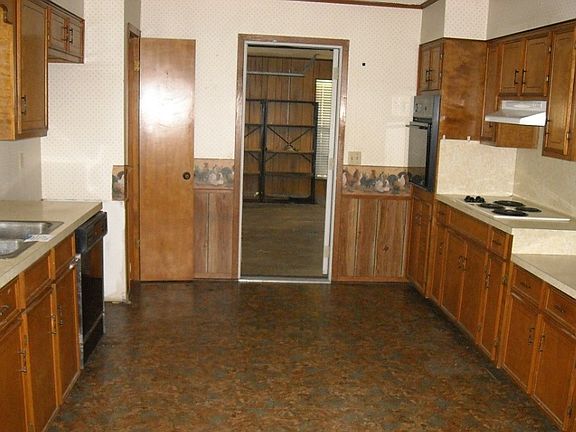 4th image of 351 Pinemont Dr
