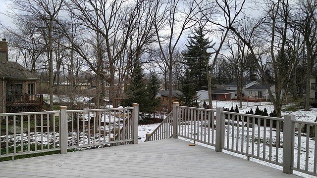 2nd image of 220 Canterbury Ct