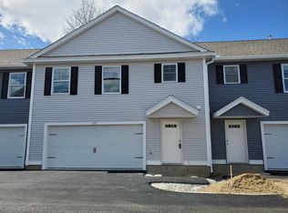 15 E Deerwood Dr #E, Nashua, NH 03063