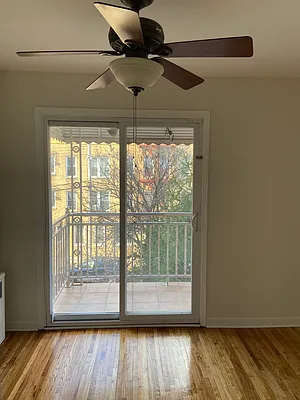 Rented by Argy Realty Inc | media 6