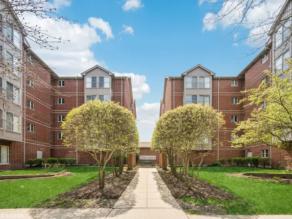 27 E Hattendorf Ave Unit 213, Roselle, IL 60172