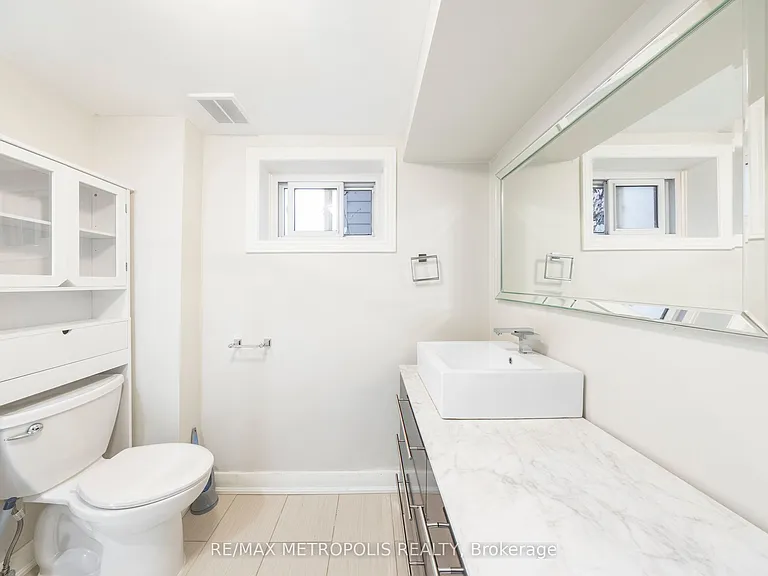 21 Hills Rd #BASEMENT — Photo 7