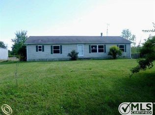 9343 Sober Rd, Fowlerville, MI 48836