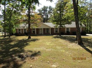 620 Blue Heron Dr, New Johnsonville, TN 37134