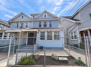 9424 41st Rd, Elmhurst, NY 11373