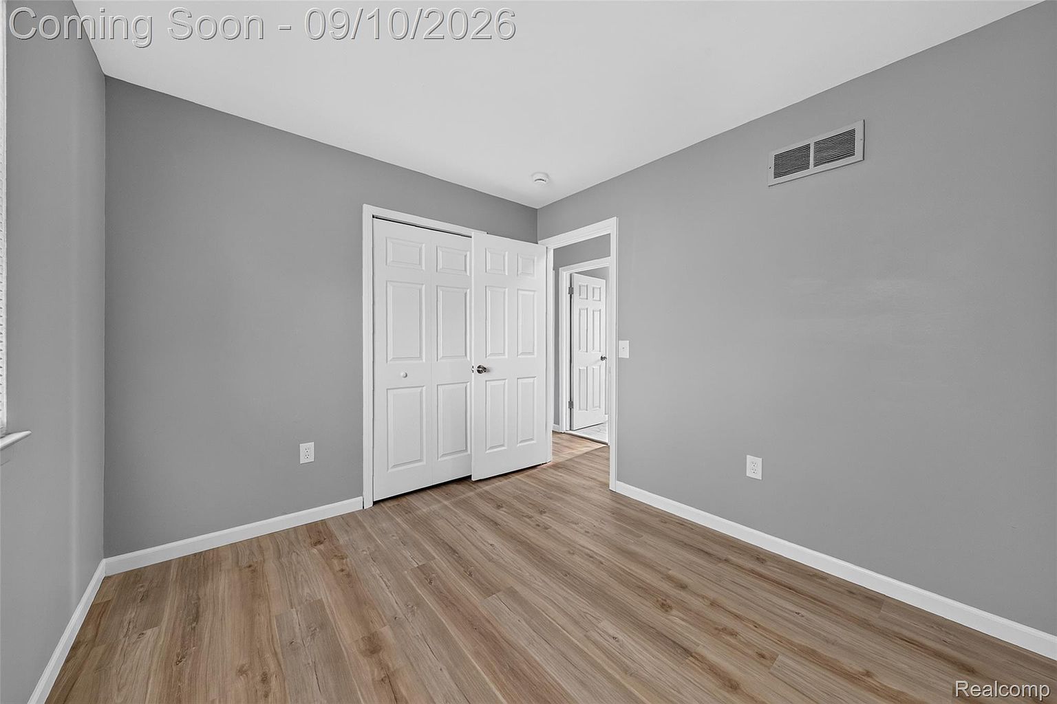 24935 Trombley St, photo 18