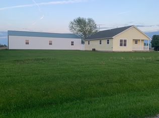 10742 S Meridian Ave, Blue Mound, IL 62513