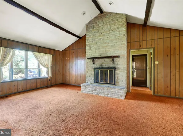 4302 Manorwood Dr, Glen Arm, MD 21057