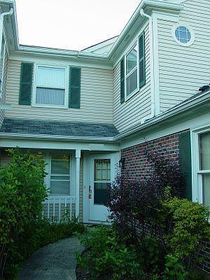 2nd image of 1620 Vermont Dr