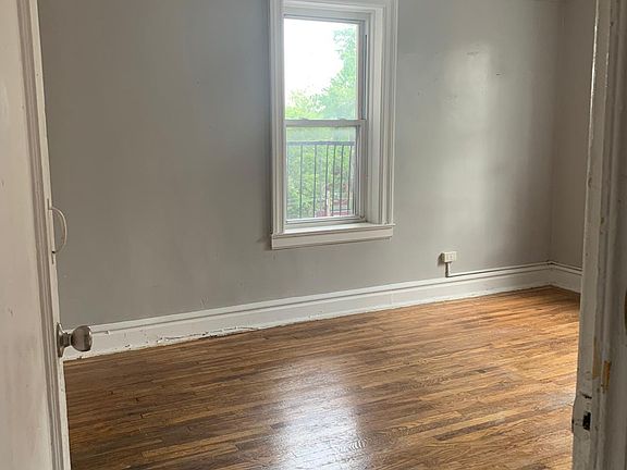 4th image of 132 N Arlington Ave APT 201