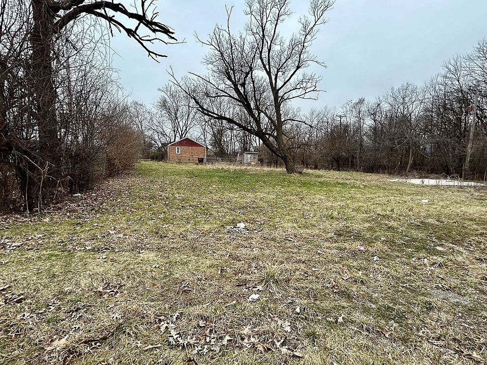 2nd image of 3806 W 137th St