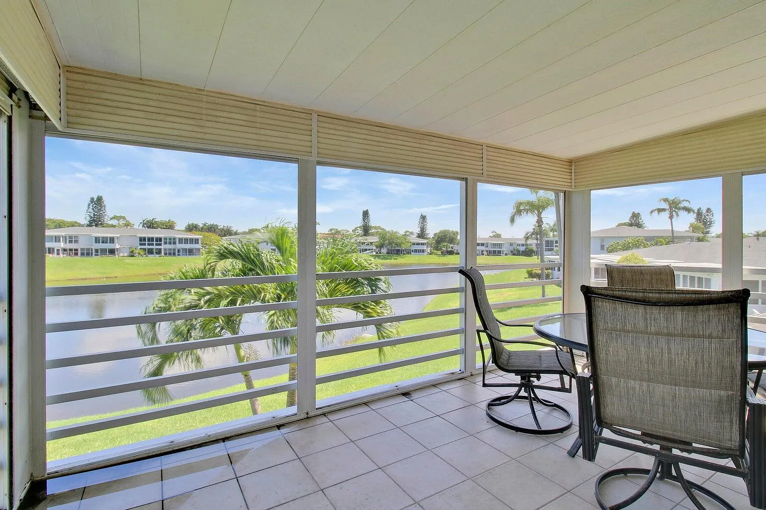 2 bed, 2.0 bath, 1084 sqft, $2,200 — Photo 1