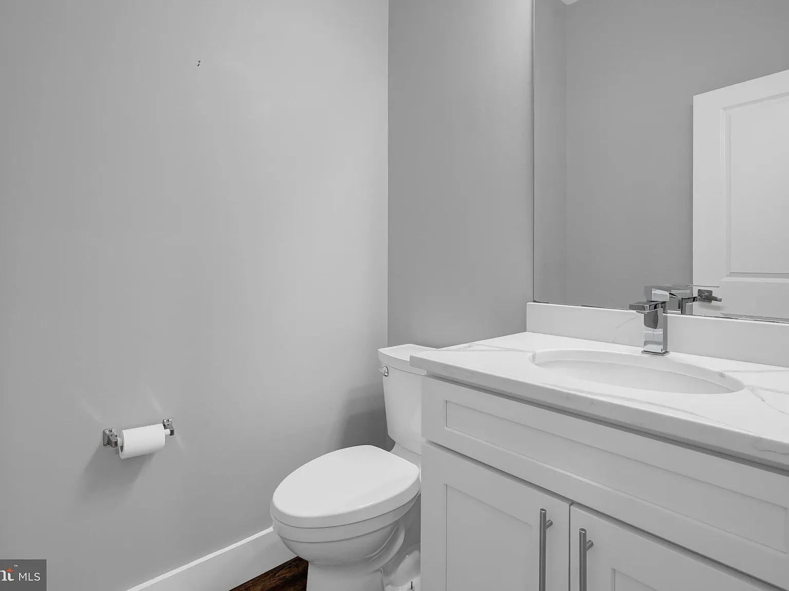 4 bed, 3.5 bath, 2888 sqft, $5,500 — Photo 4